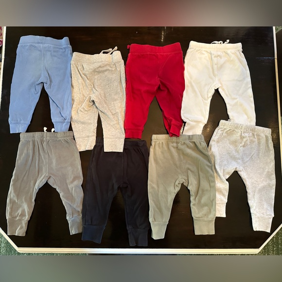 Gap + Awesome Sweatpants - Picture 3 of 6